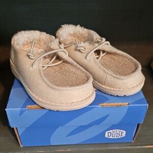 Hey Dude Kids Wendy Ivory Fleece-Lined Slip On Shoes